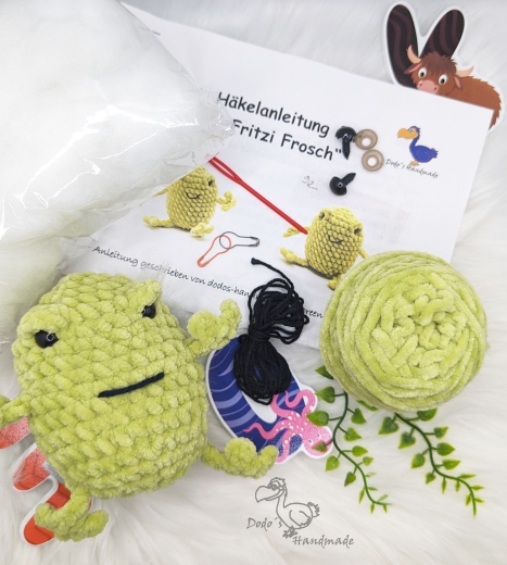 DIY Häkelset, Häkelset Frosch, Häkelanleitung mit Material, häkeln für Anfänger, Frosch zum Häkeln, häkeln mit Plüschwolle